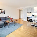 Bjørvika Apartments, Teaterplassen, Center 4*