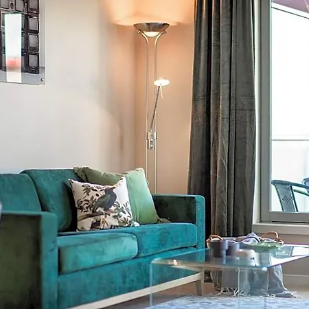 Bjorvika Apartments, Teaterplassen, Center Hotel apartamentowy 4*