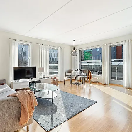 Bjorvika Apartments, Teaterplassen, Center